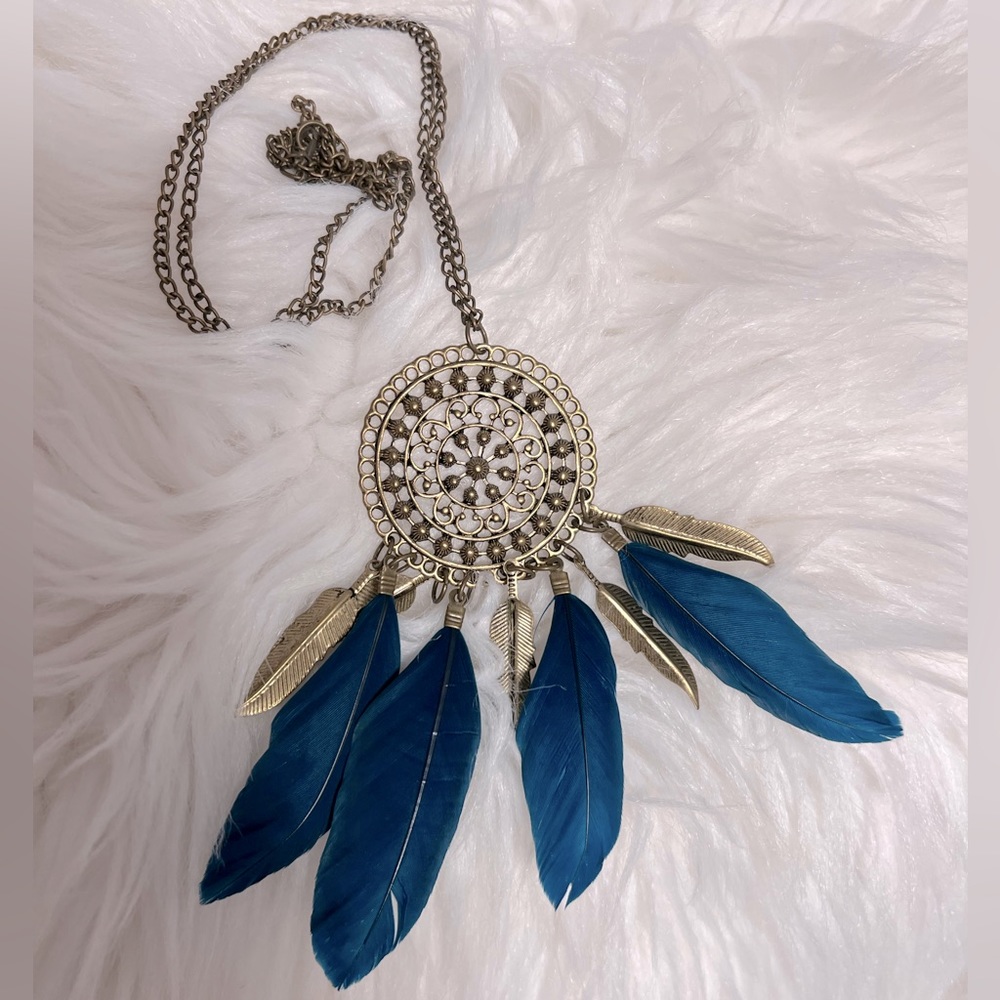 Pendant Feather Necklace